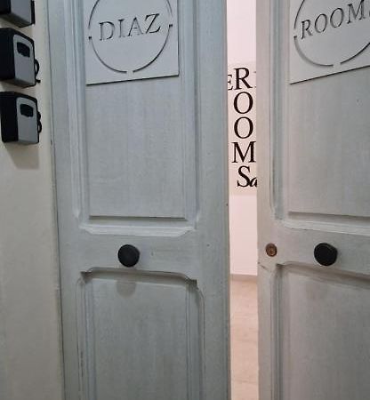 Diaz Rooms Lecce Exterior foto
